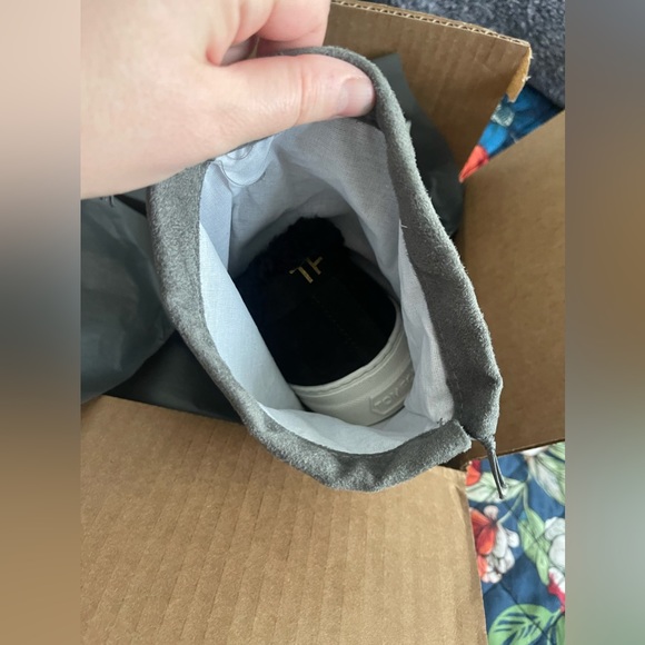 Tom Ford AUTHENTIC with tags sued leather shearling low top shoes - Picture 4 of 15